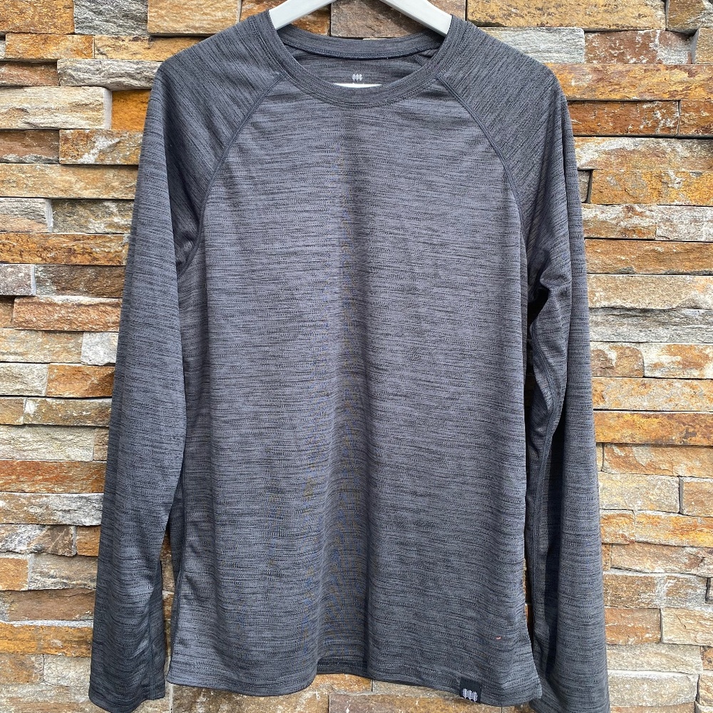 Cory Vines Long Sleeve T-shirt Size M
